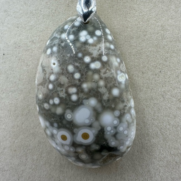 Ocean Jasper Pendant on Silver Chain - Picture 8 of 9